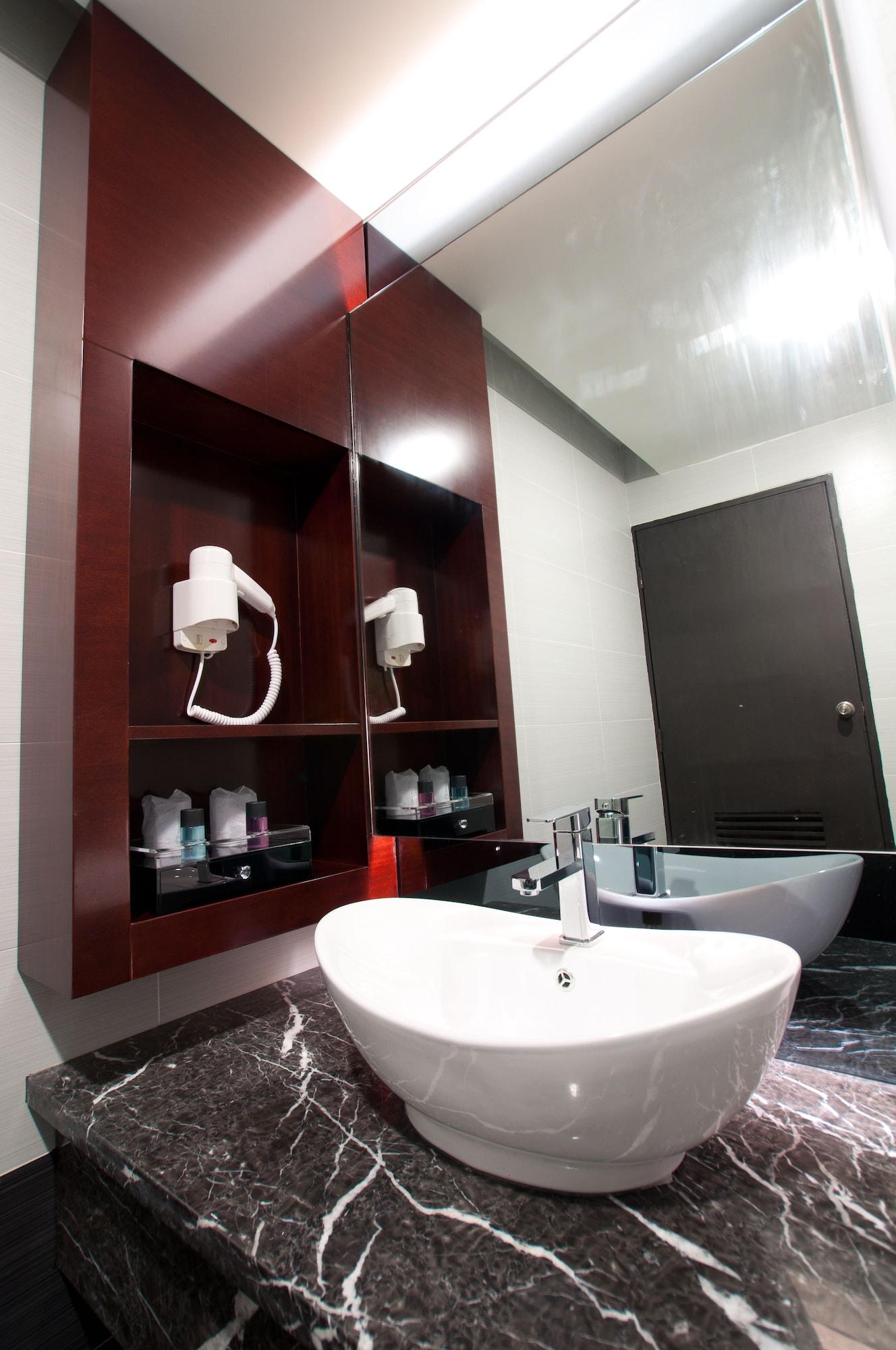 Pariss Hotel Johor Bahru Exteriör bild