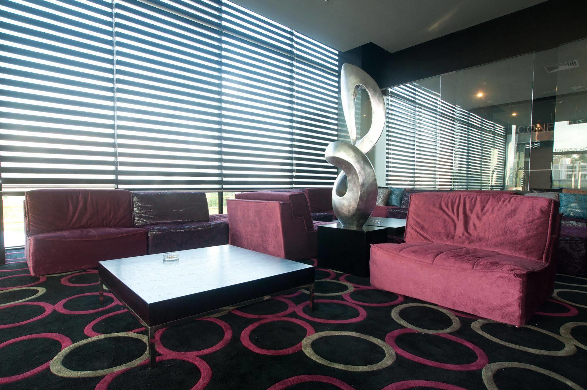 Pariss Hotel Johor Bahru Exteriör bild