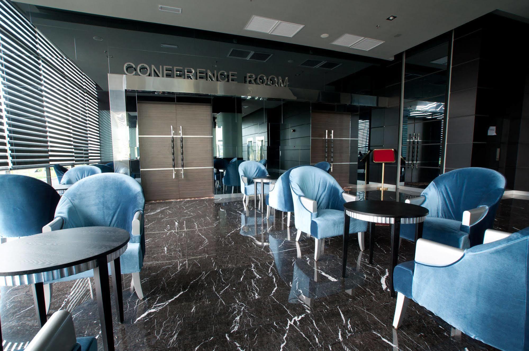 Pariss Hotel Johor Bahru Exteriör bild